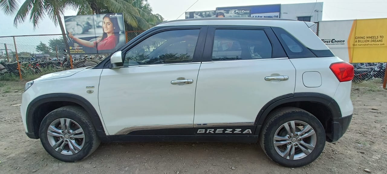 Vitara Brezza image 2 Vitara Brezza image 2