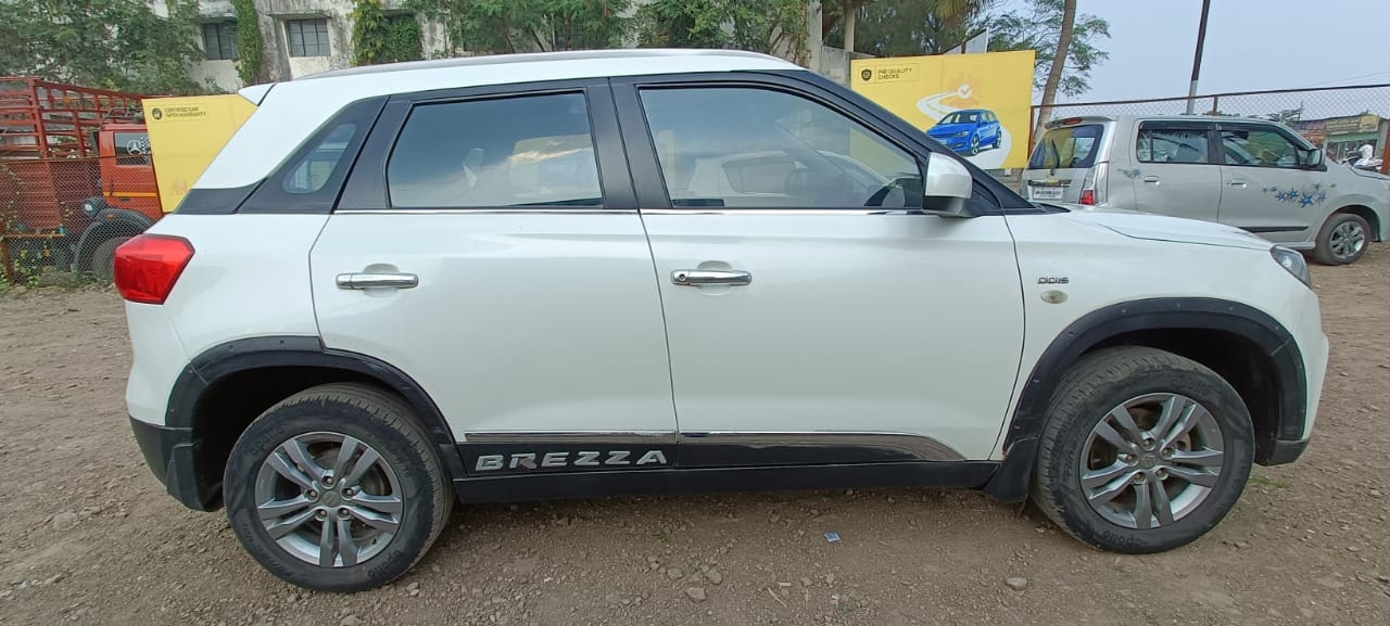 Vitara Brezza image 4 Vitara Brezza image 4
