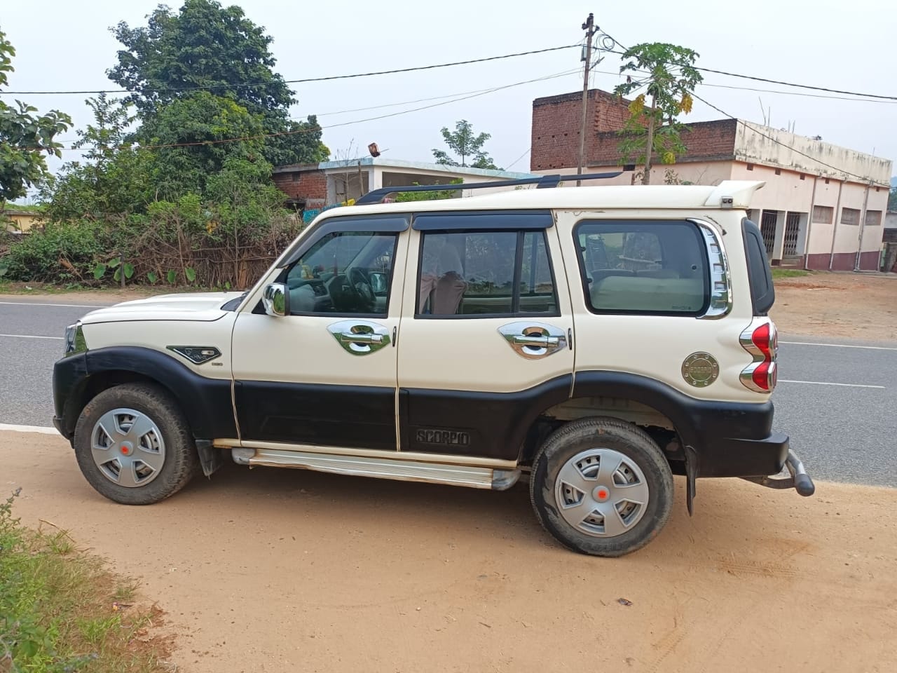 Scorpio image 2 Scorpio image 2