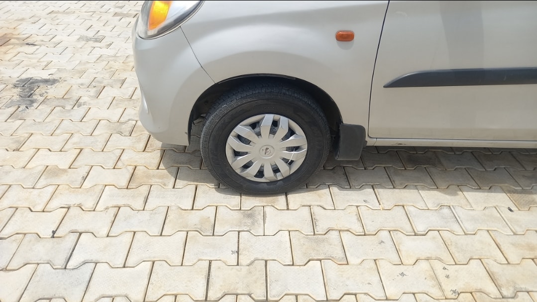 Alto 800 image 9 Alto 800 image 9