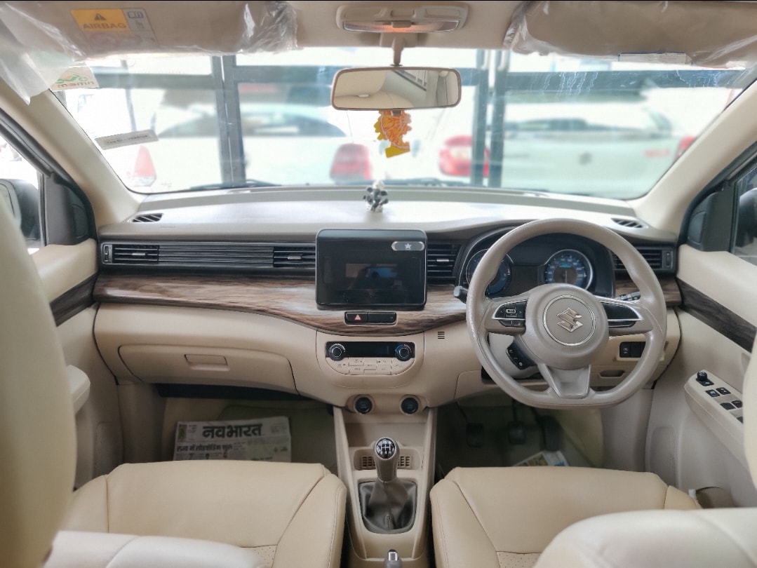 Ertiga image 12 Ertiga image 12