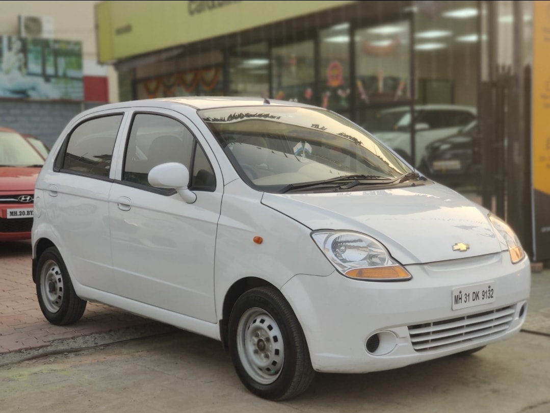 Spark image 7 Spark image 7