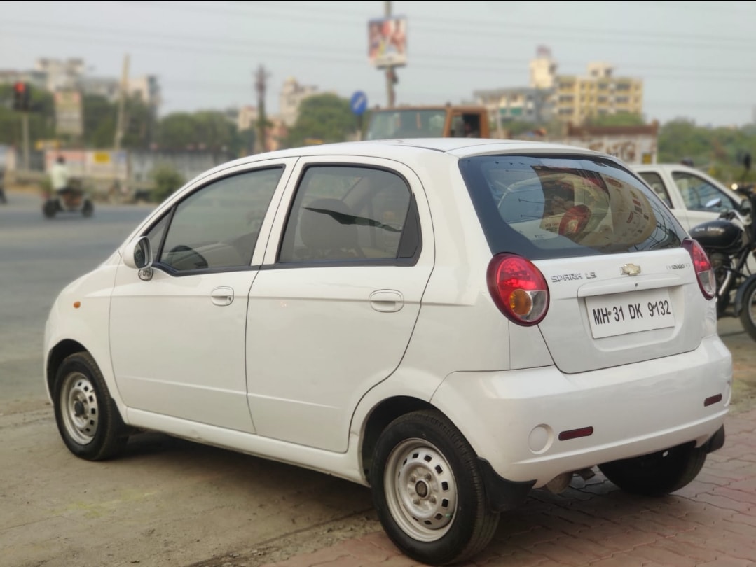 Spark image 3 Spark image 3