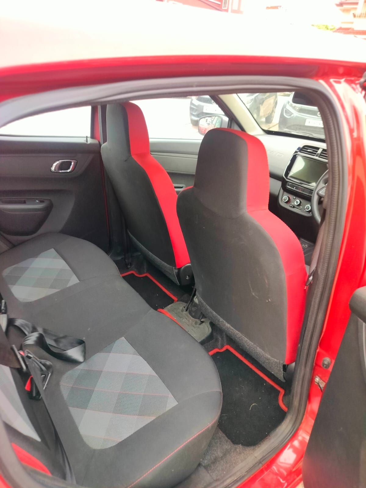 Kwid image 10 Kwid image 10