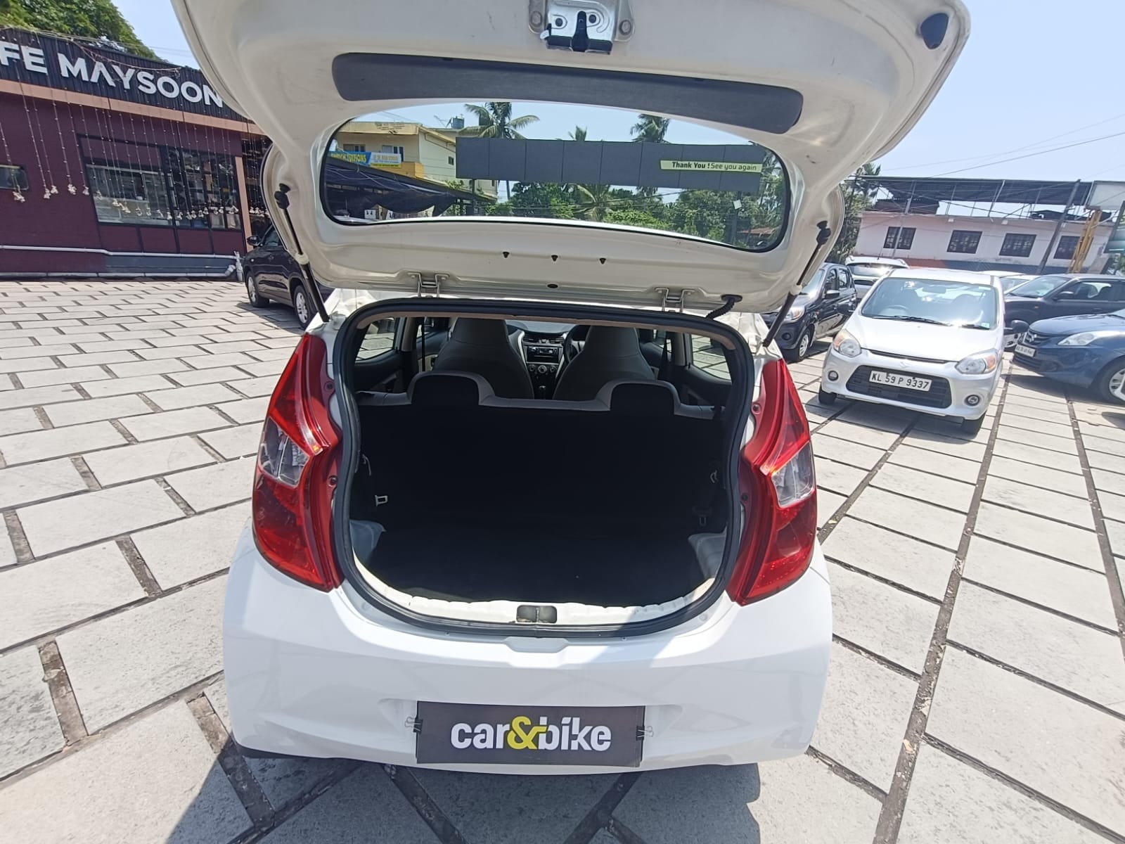 EON image 10 EON image 10