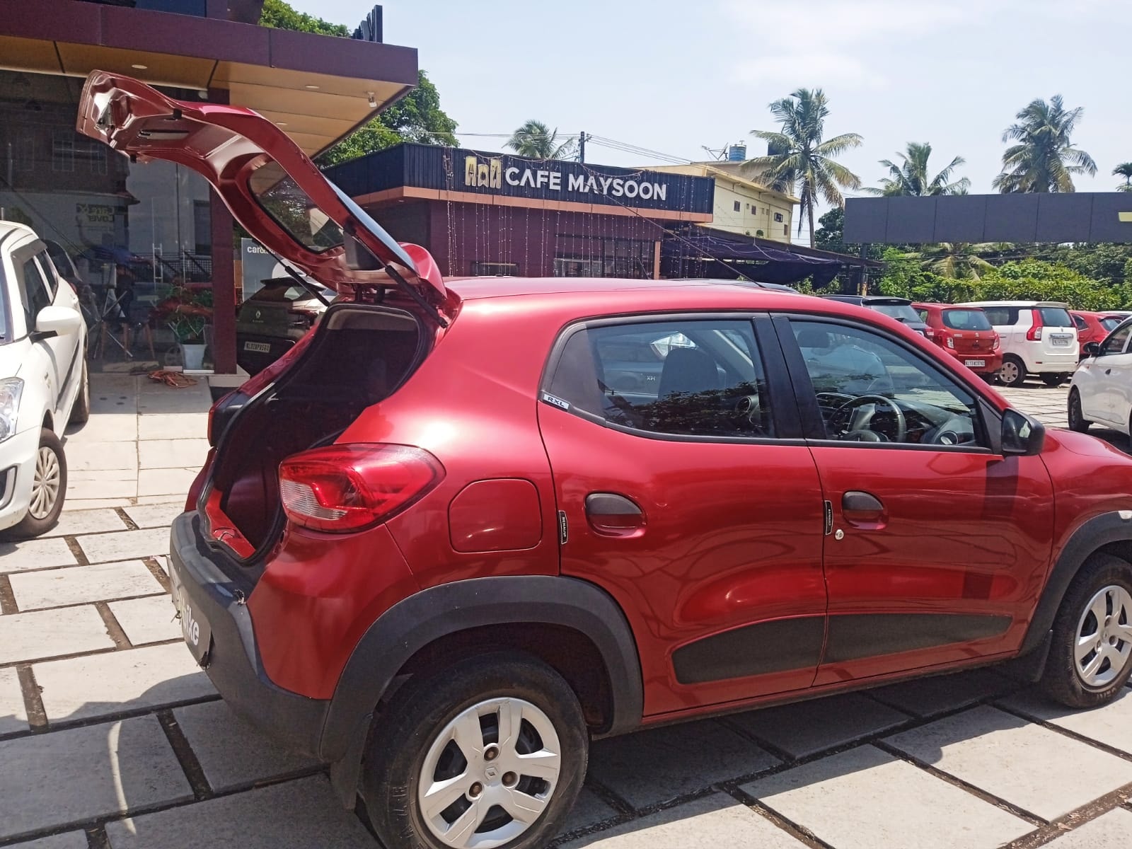 Kwid image 10 Kwid image 10