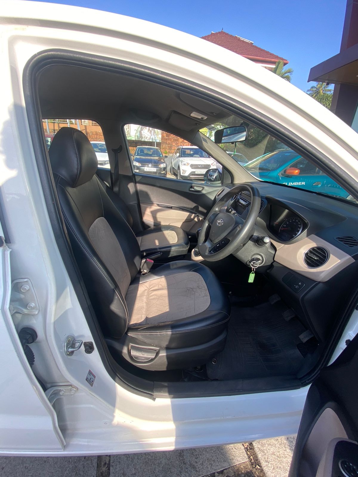 Grand i10 image 16 Grand i10 image 16