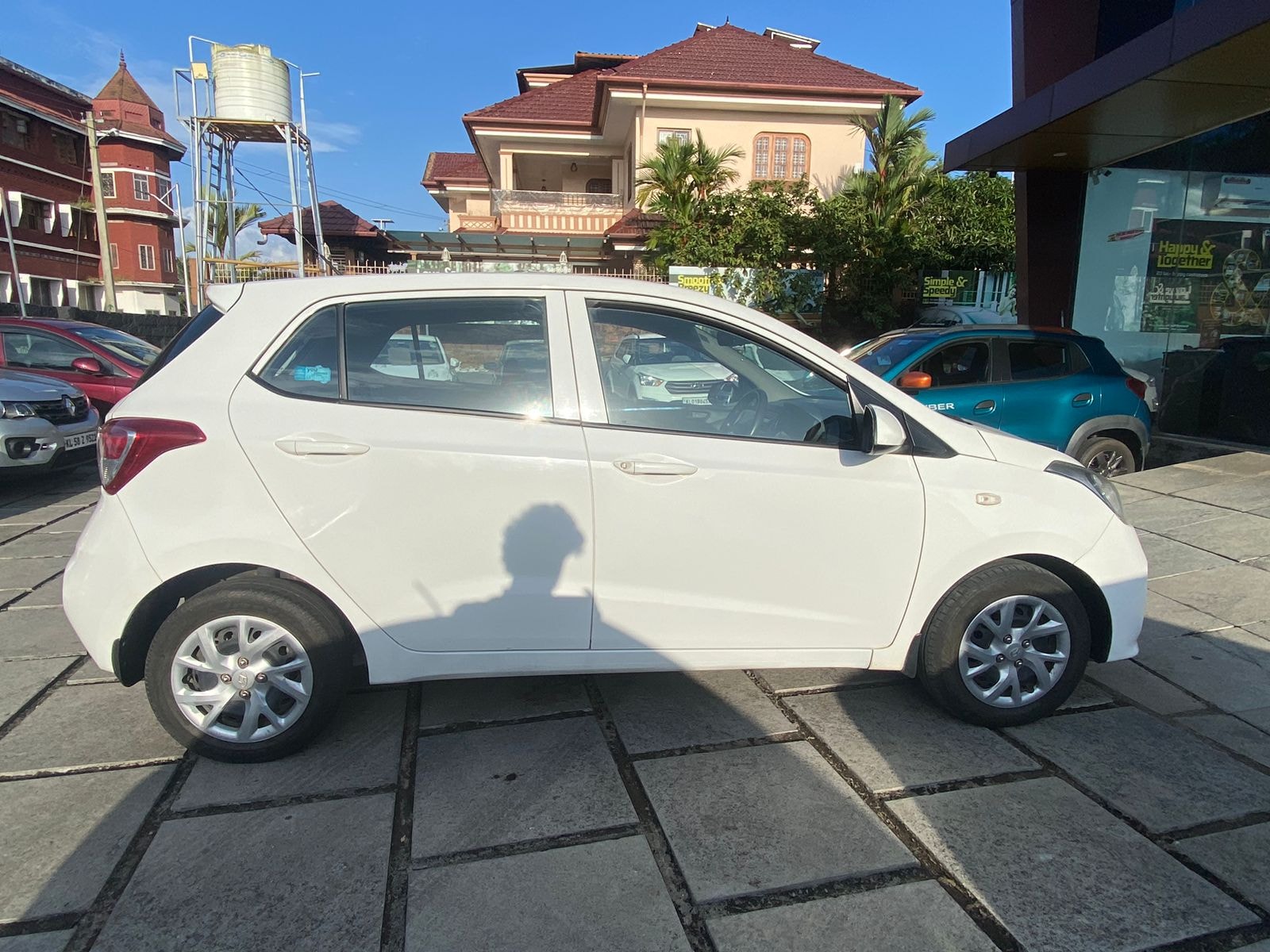 Grand i10 image 6 Grand i10 image 6