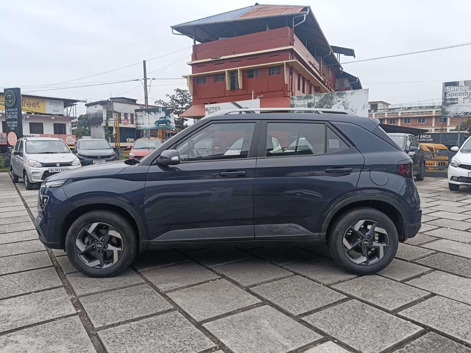 Used 2019 Hyundai Venue Used 2019 Hyundai Venue