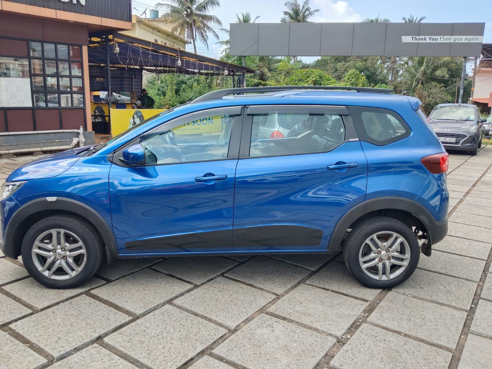 Used 2020 Renault Triber Used 2020 Renault Triber