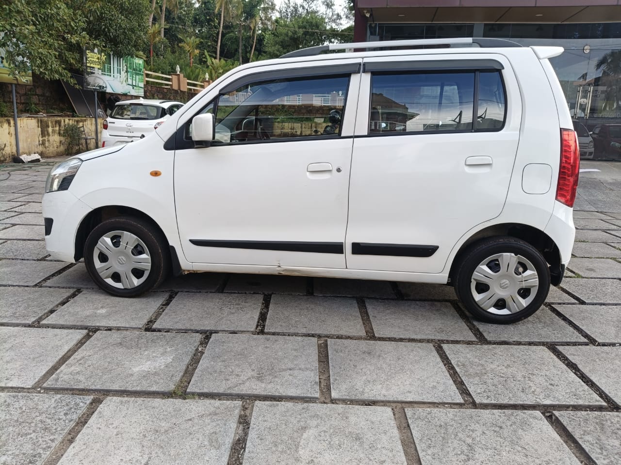 Used 2017 Maruti Suzuki Wagon R Used 2017 Maruti Suzuki Wagon R