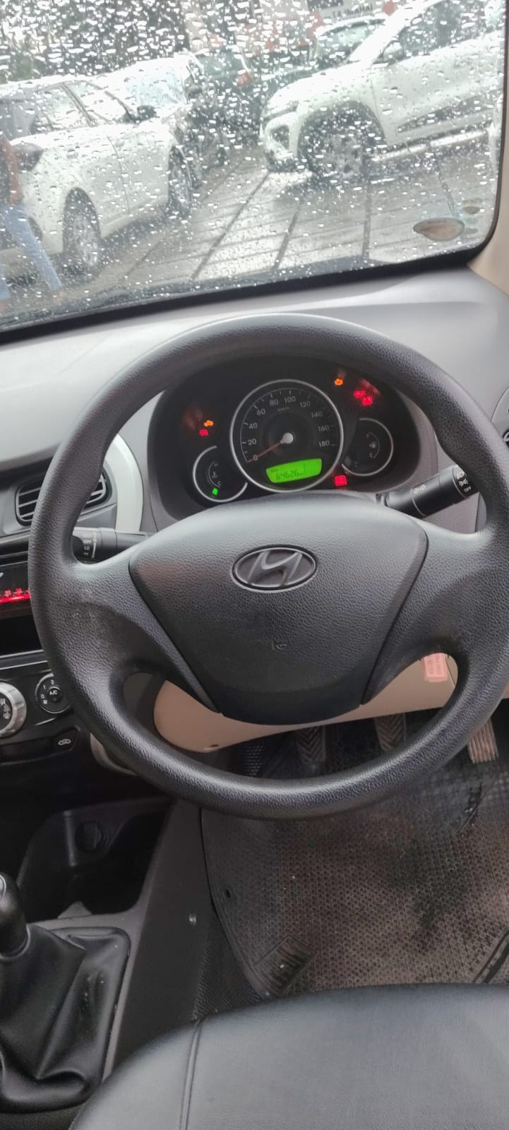 Used 2014 Hyundai EON Used 2014 Hyundai EON