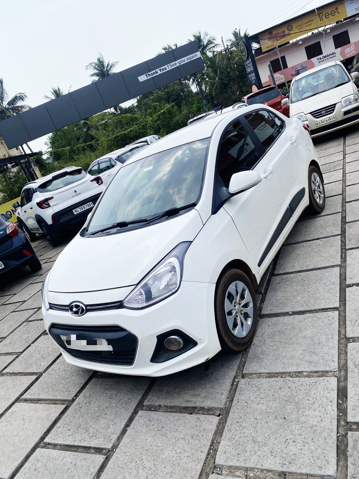 Xcent image 1 Xcent image 1