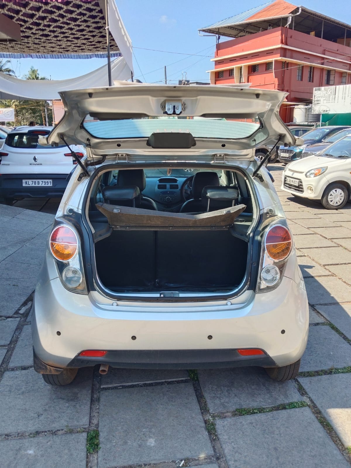 Beat image 10 Beat image 10