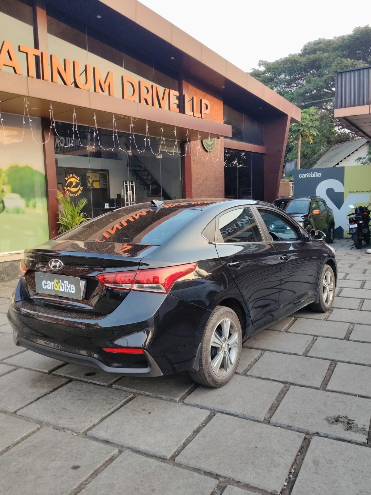 Verna image 5 Verna image 5