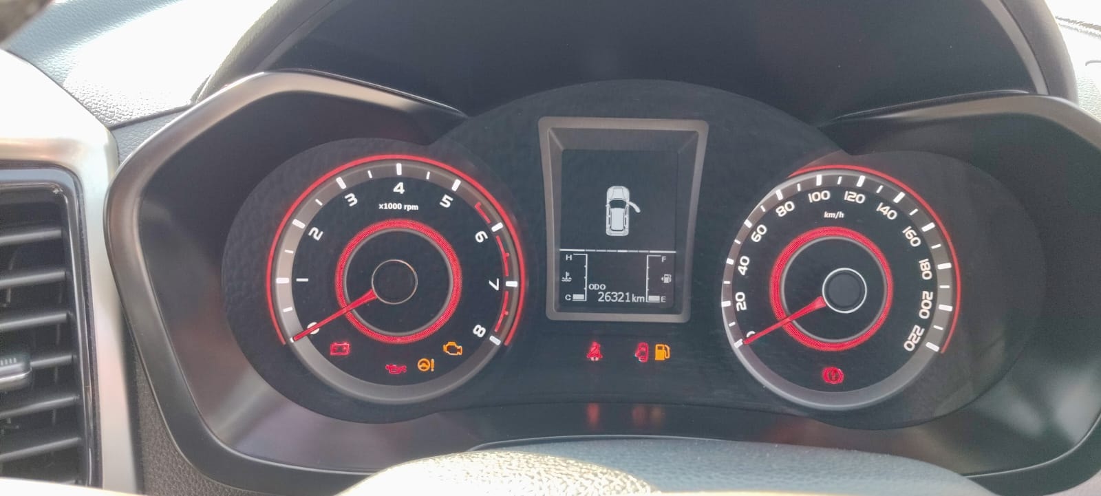 Used 2020 Mahindra XUV300 Used 2020 Mahindra XUV300