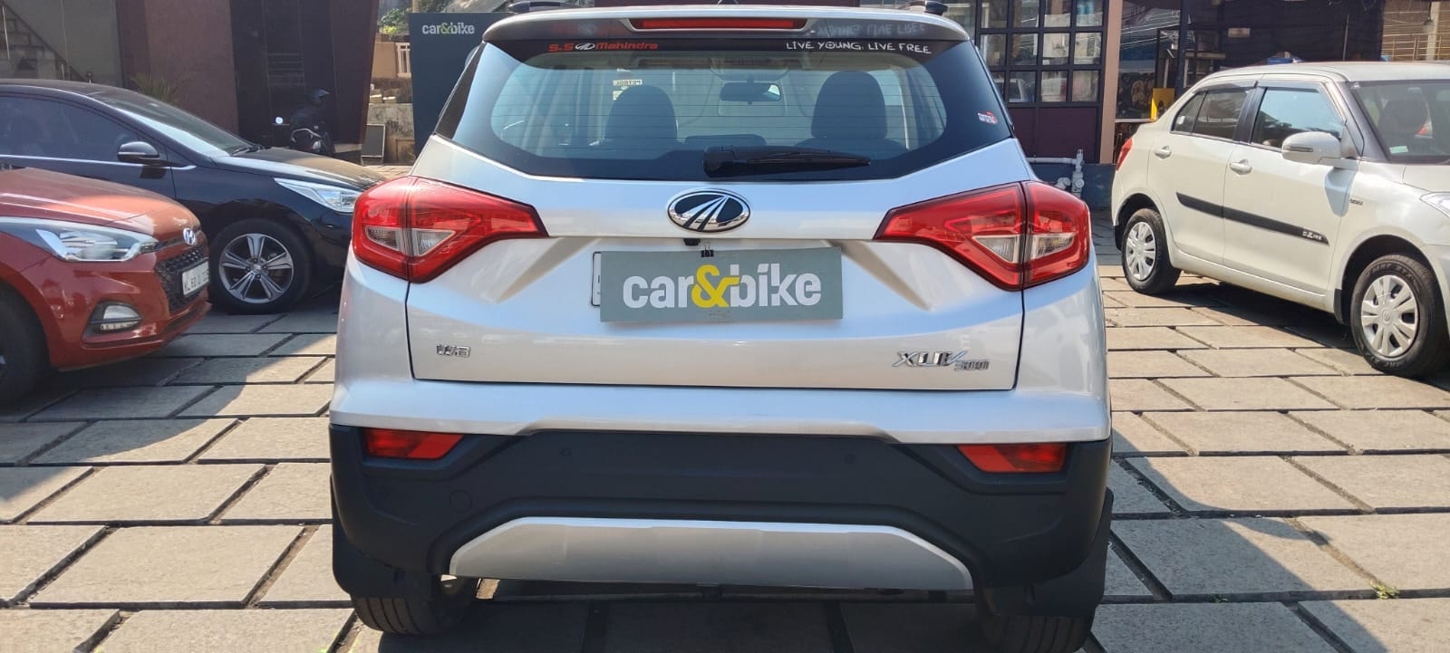 Used 2020 Mahindra XUV300 Used 2020 Mahindra XUV300