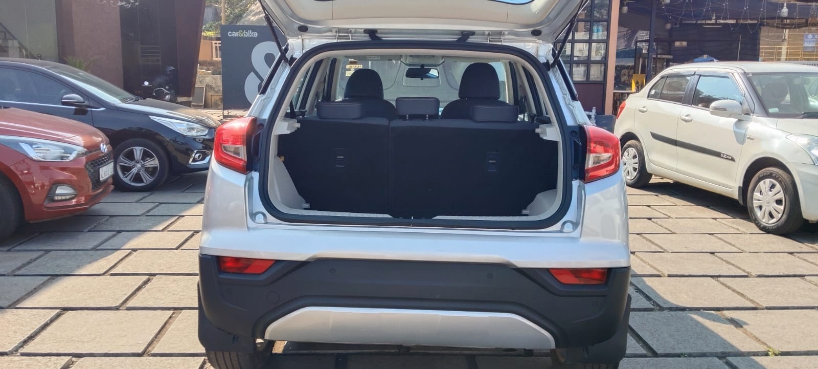 Used 2020 Mahindra XUV300 Used 2020 Mahindra XUV300