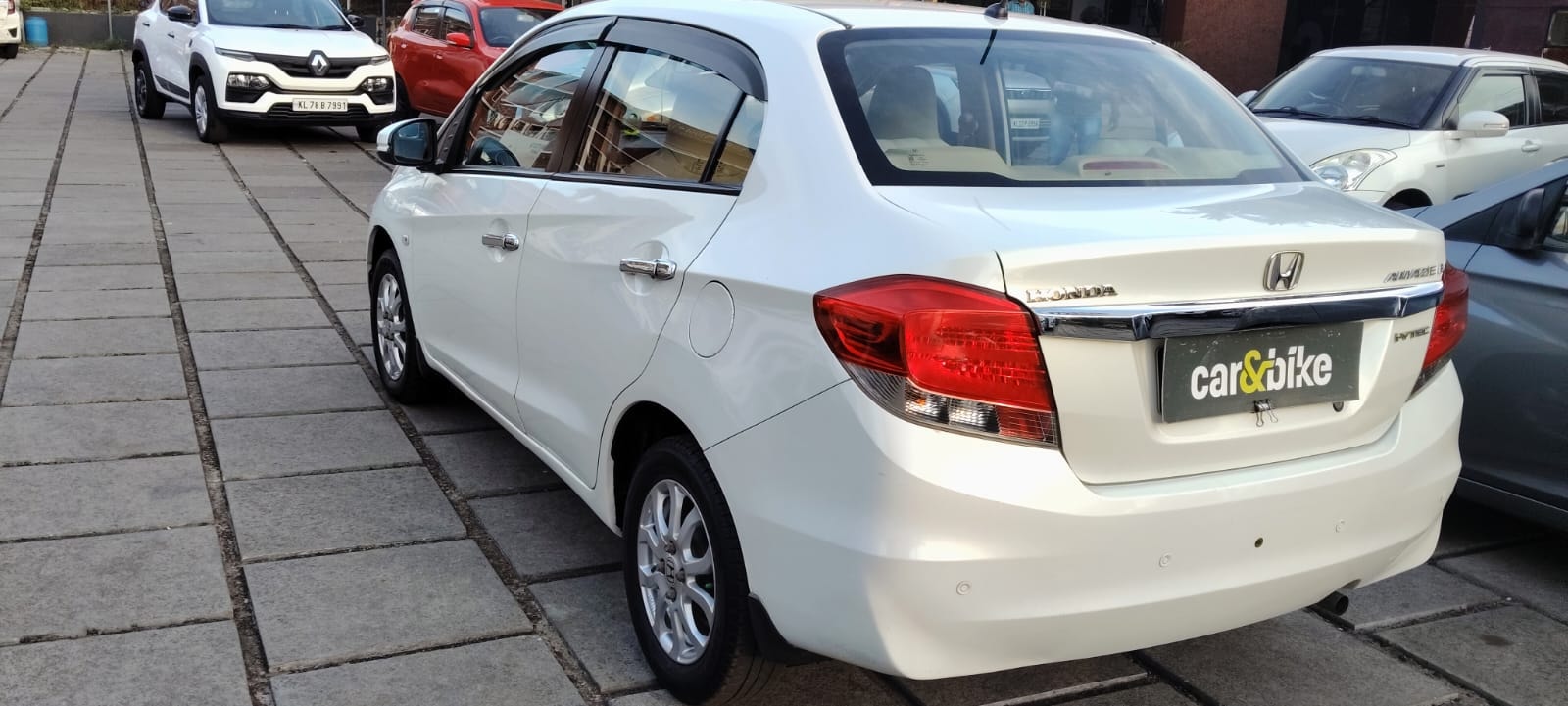 Used 2016 Honda Amaze Used 2016 Honda Amaze