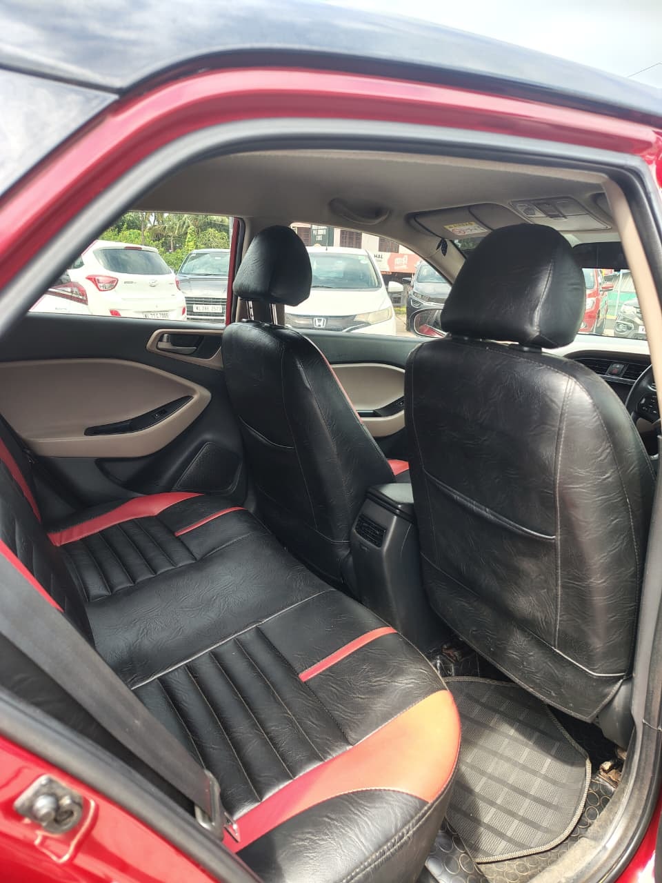 Elite i20 image 17 Elite i20 image 17