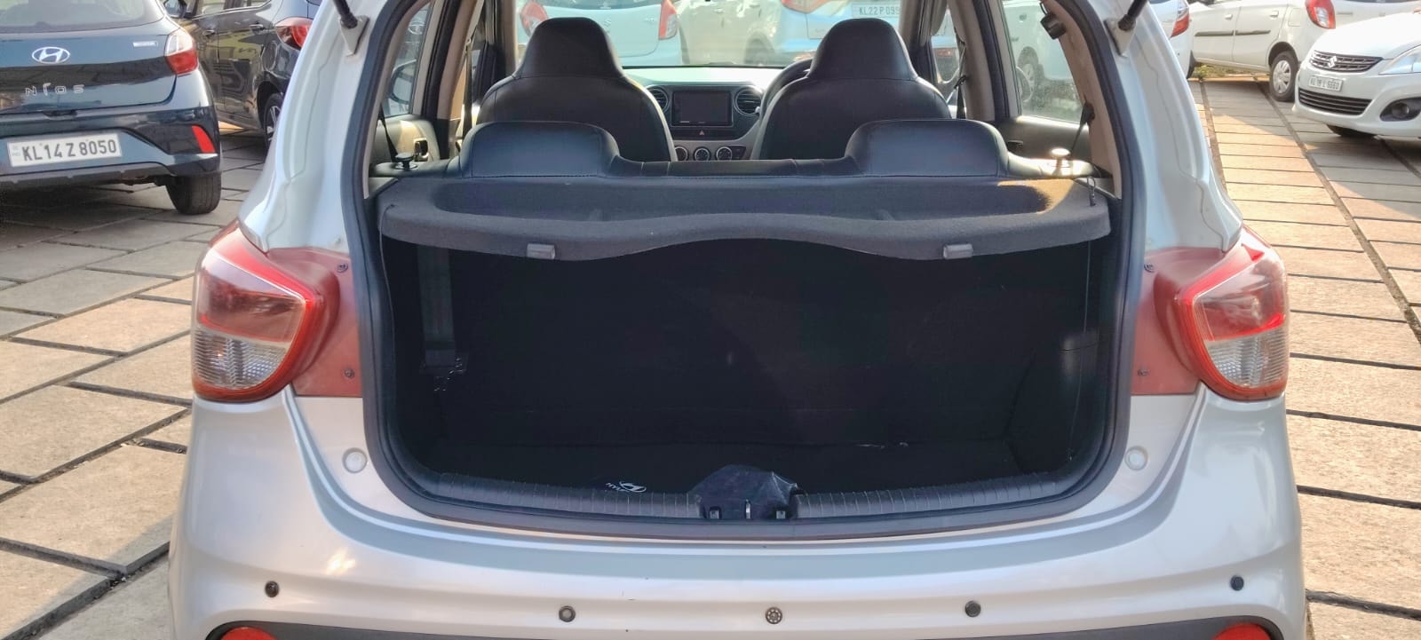 Grand i10 image 10 Grand i10 image 10