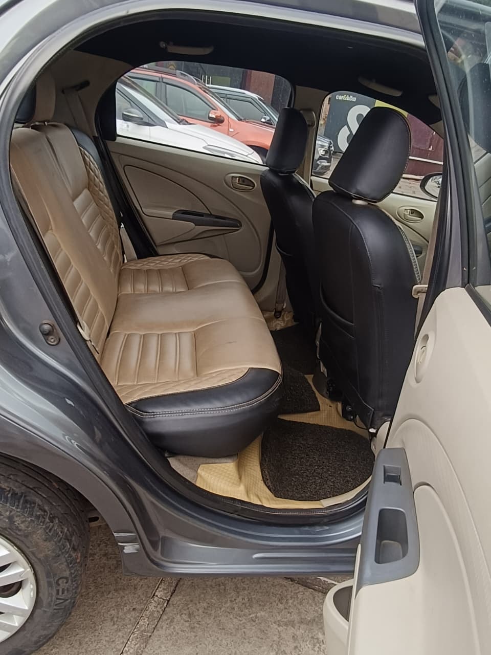 Etios Liva image 15 Etios Liva image 15