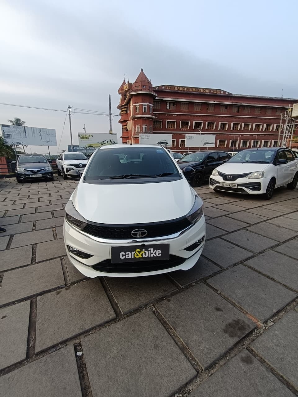 Tiago image 8 Tiago image 8