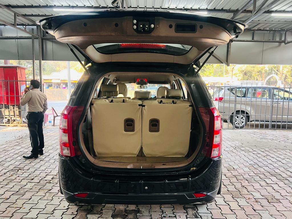 XUV500 image 10 XUV500 image 10