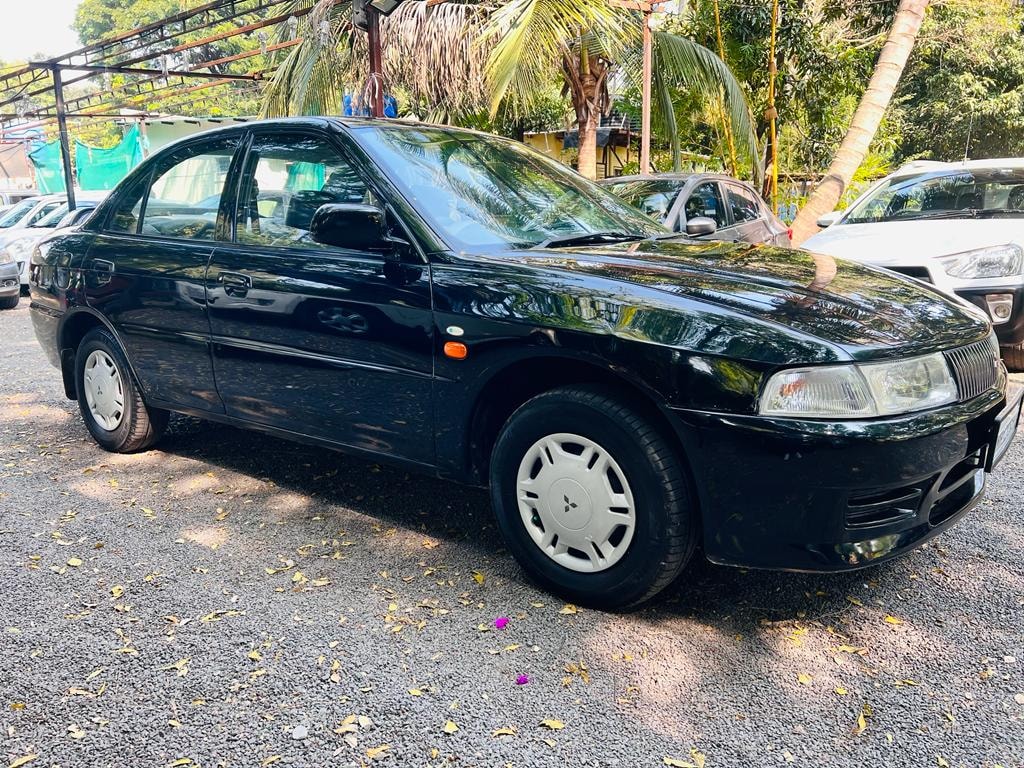 Lancer image 10 Lancer image 10