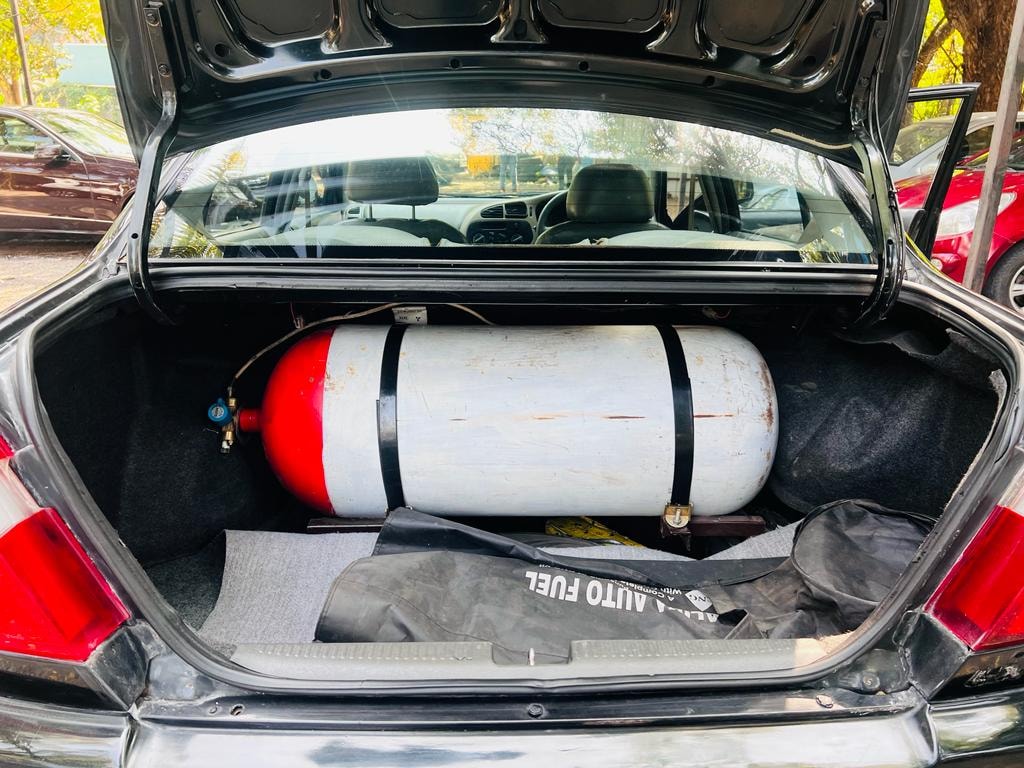 Lancer image 7 Lancer image 7