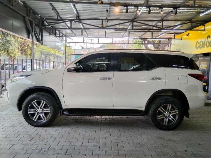 Fortuner image 2 Fortuner image 2