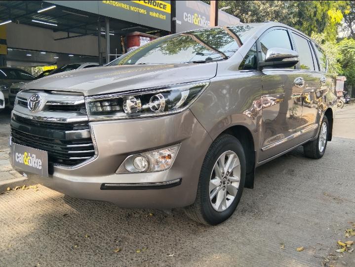 Used 2017 Toyota Innova Crysta 2.8 ZX AT 7-Seater for sale