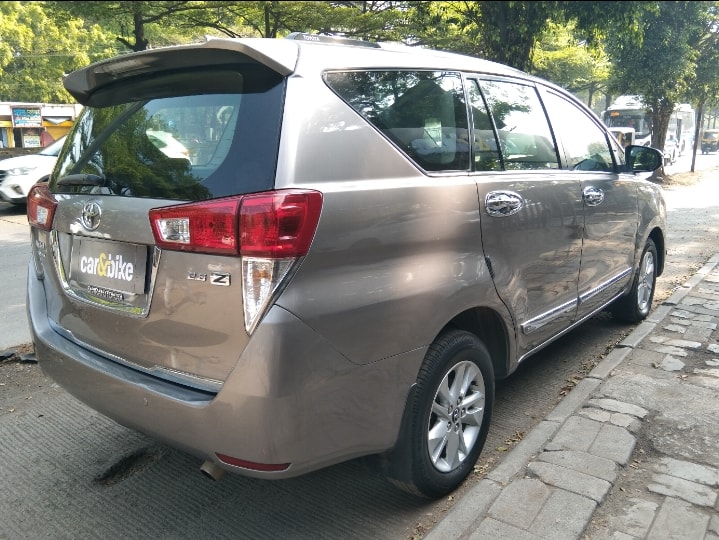 Innova Crysta image 5 Innova Crysta image 5