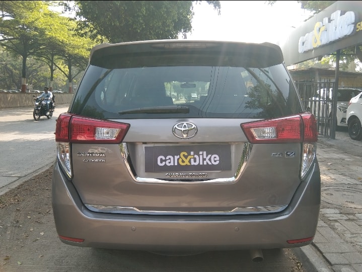 Innova Crysta image 4 Innova Crysta image 4