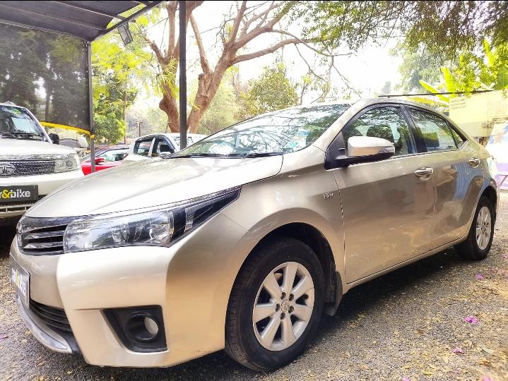 Used 2014 Toyota Corolla Altis 1.8 G CVT for sale