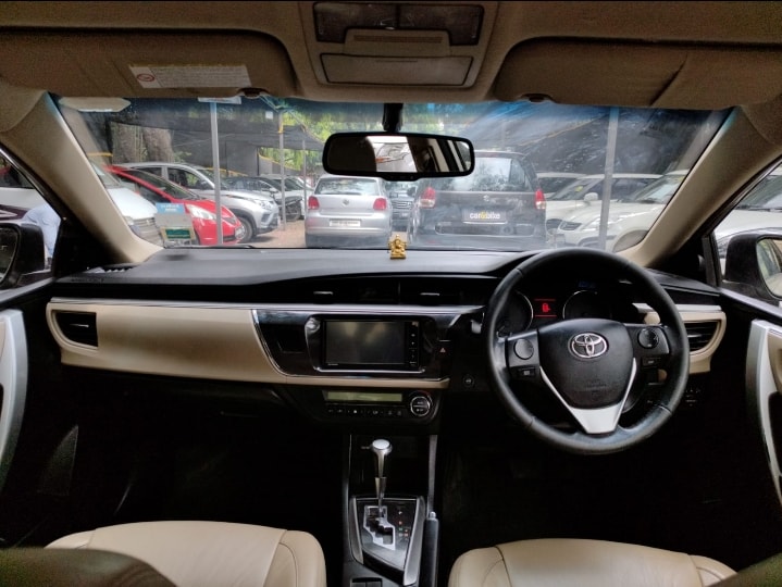 Corolla Altis image 12 Corolla Altis image 12