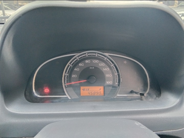 Alto 800 image 9 Alto 800 image 9