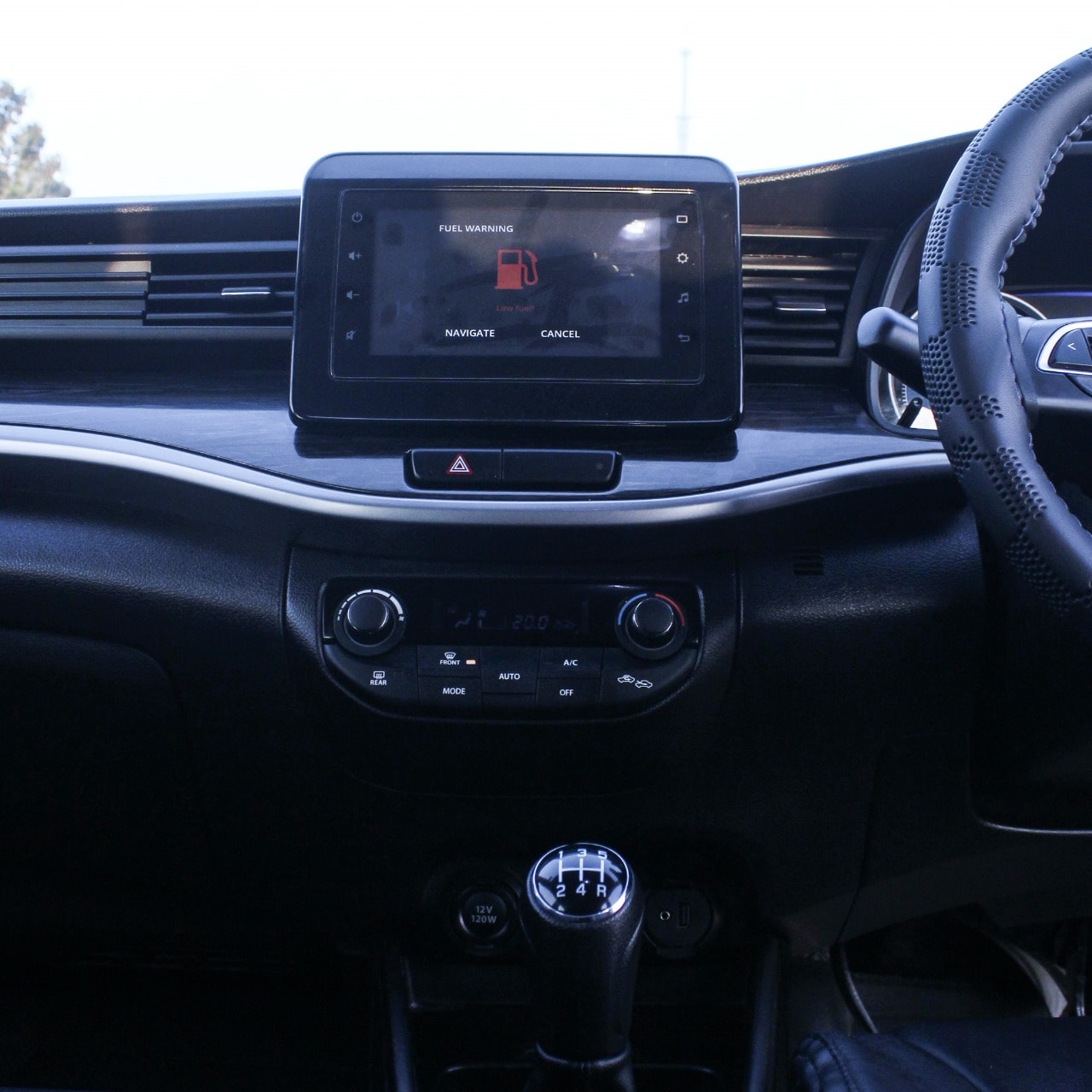 XL6 image 10 XL6 image 10