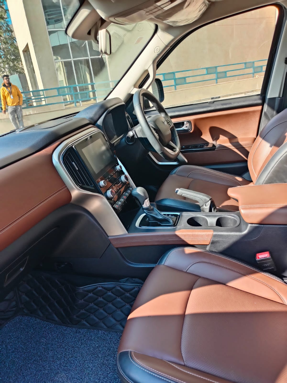 Scorpio-N image 11 Scorpio-N image 11