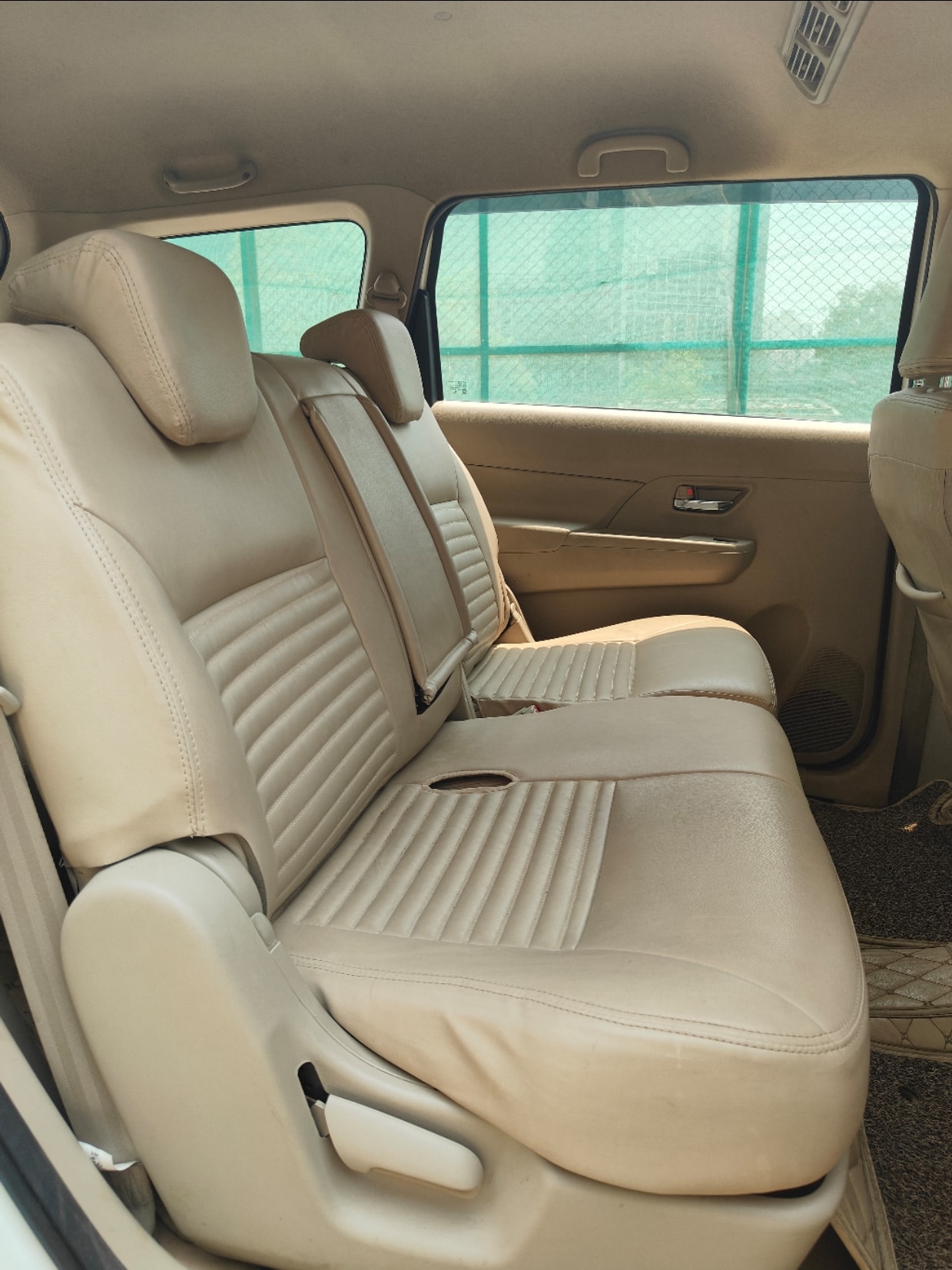 Ertiga image 11 Ertiga image 11