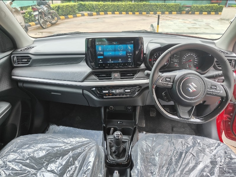 Used 2024 Maruti Suzuki Swift Used 2024 Maruti Suzuki Swift
