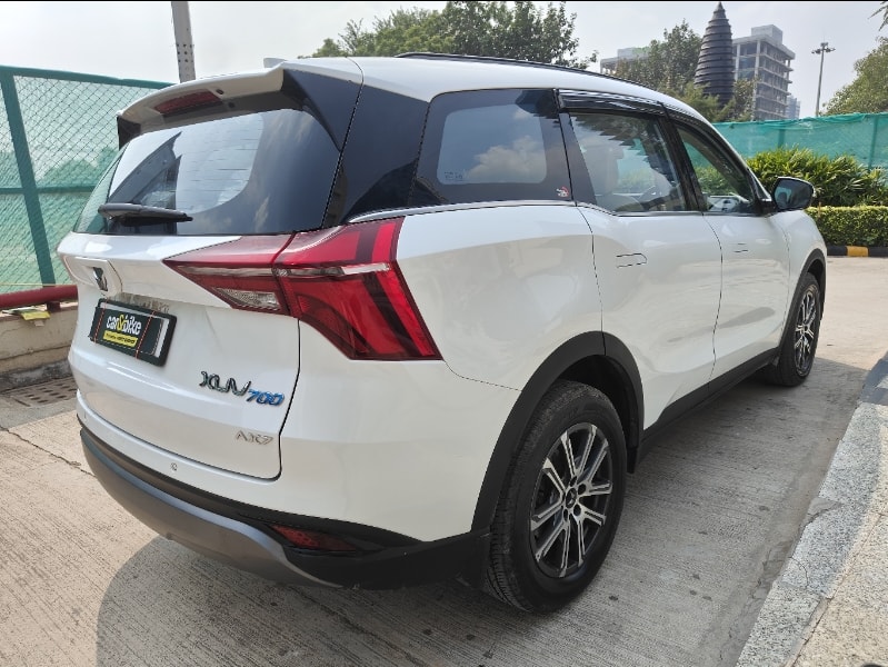 XUV700 image 3 XUV700 image 3