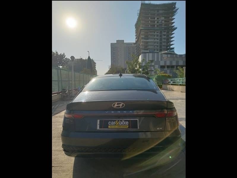 Used 2023 Hyundai Verna Used 2023 Hyundai Verna