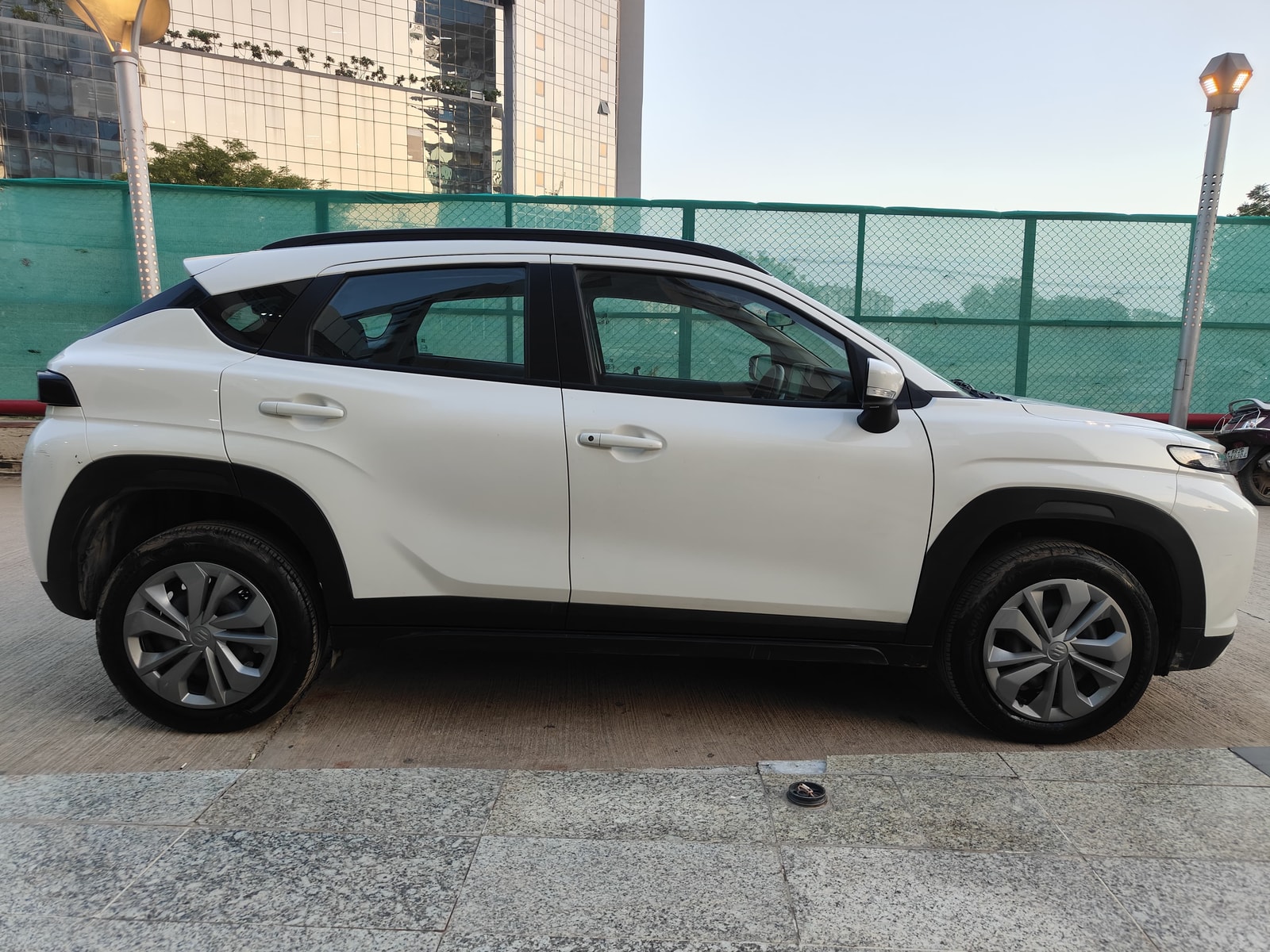 Fronx image 5 Fronx image 5