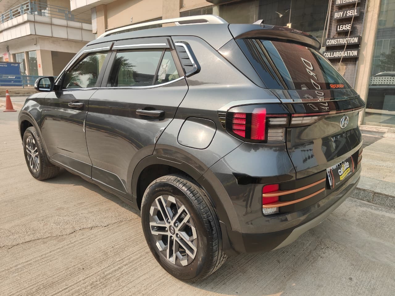 Used 2024 Hyundai Venue Used 2024 Hyundai Venue