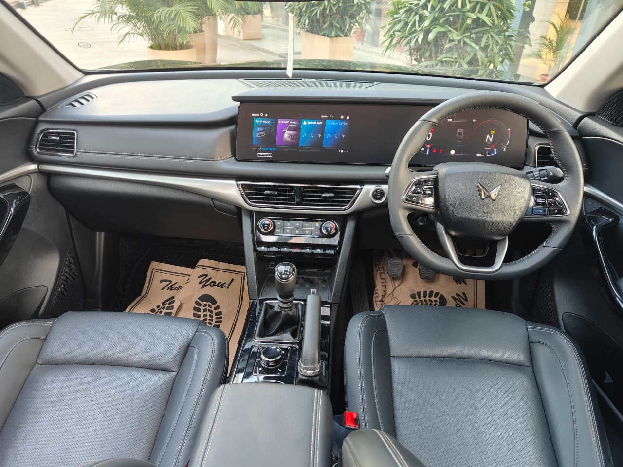 XUV700 image 11 XUV700 image 11