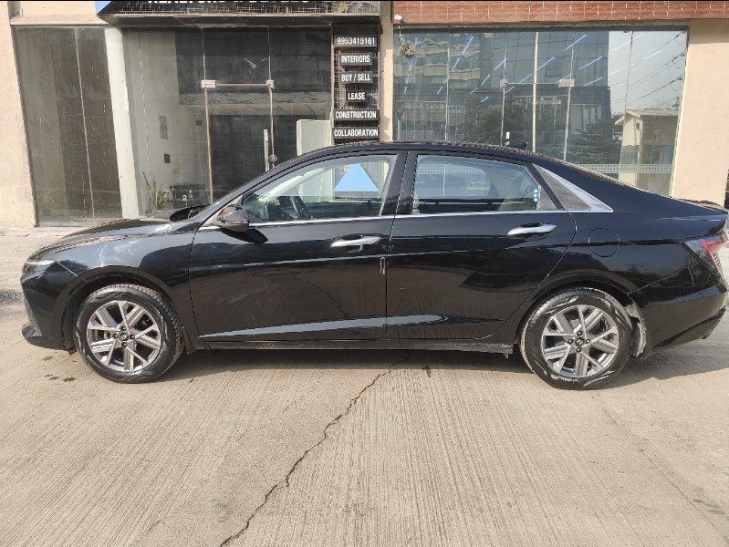 Used 2023 Hyundai Verna Used 2023 Hyundai Verna