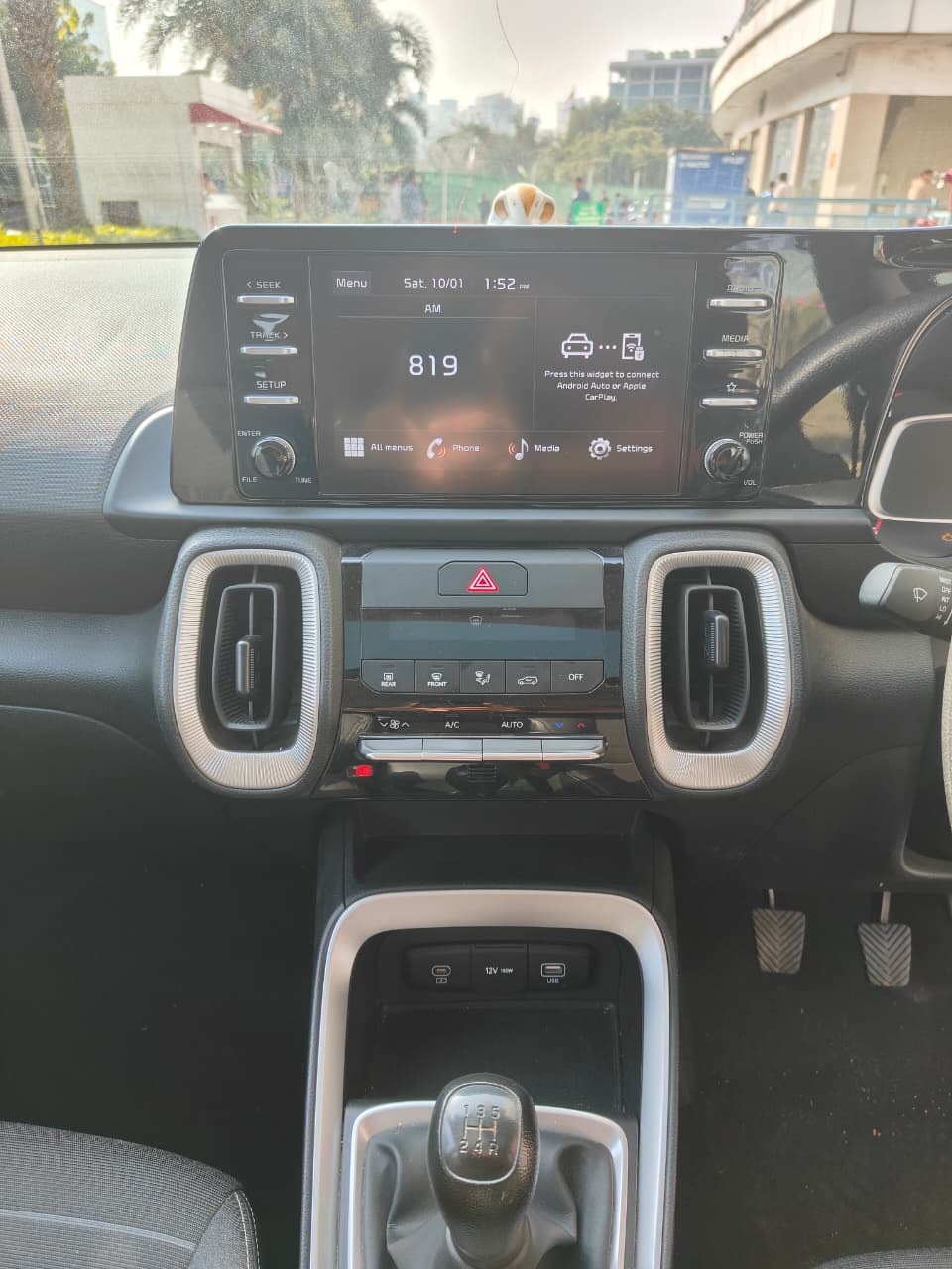 Used 2024 Kia Sonet Used 2024 Kia Sonet