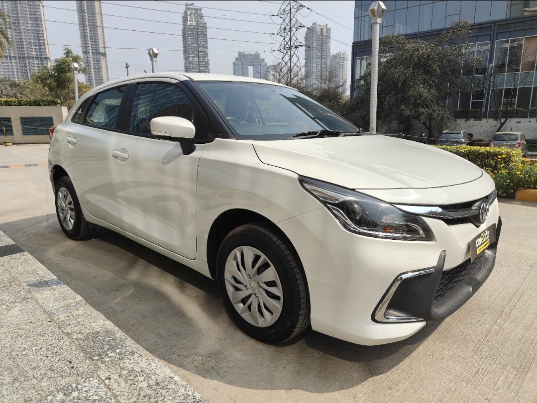 Used 2025 Toyota Glanza Used 2025 Toyota Glanza