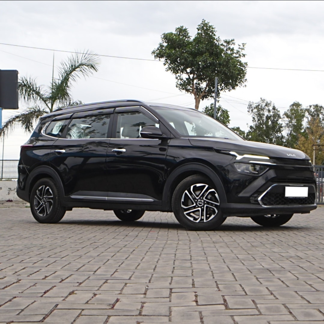 Used 2023 Kia Carens Used 2023 Kia Carens